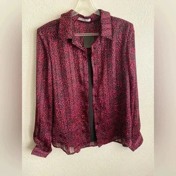 🆕Q2 Wine Red Dalmatian Print Shirt L🆕 - Picture 4 of 14